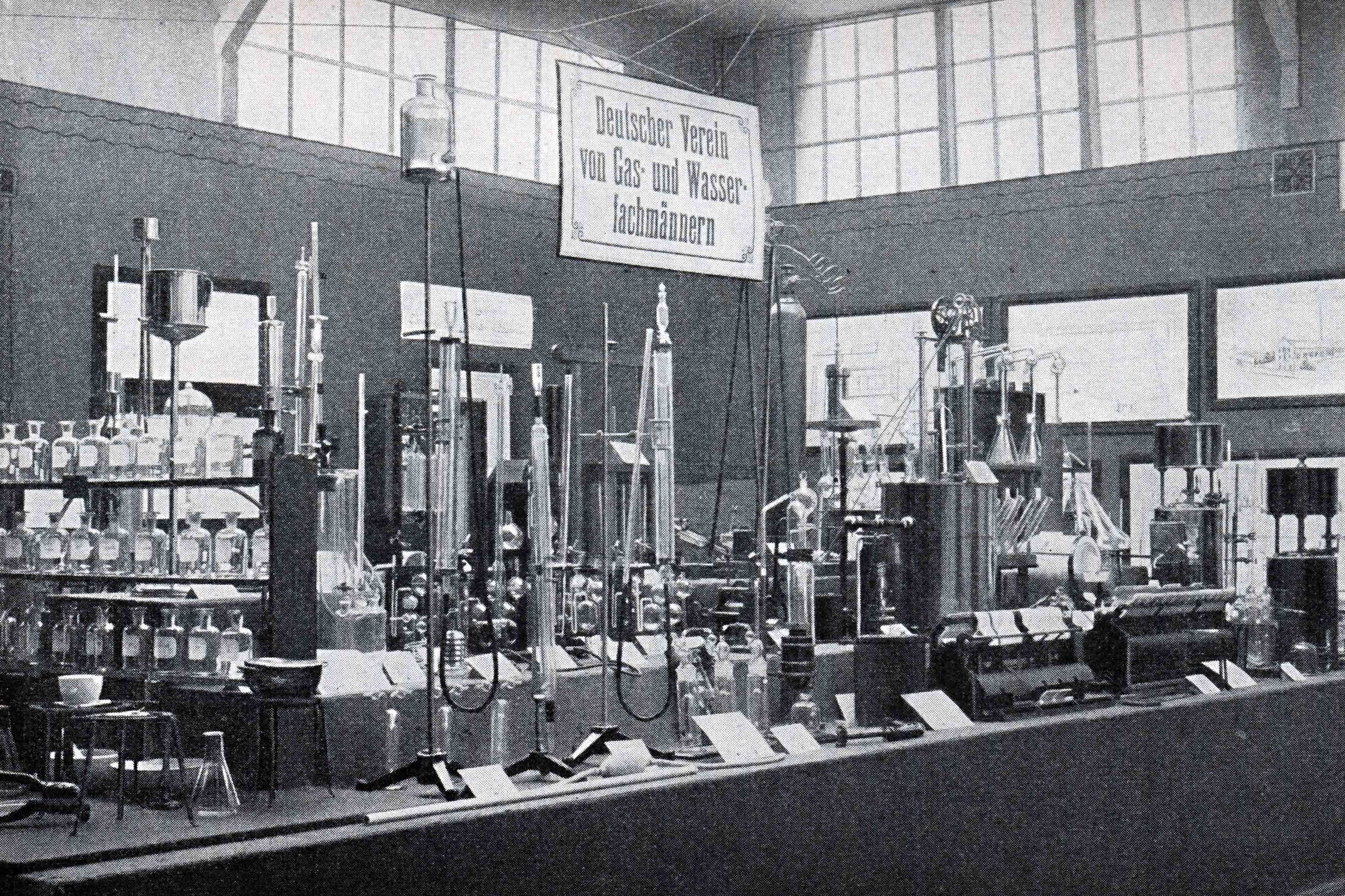 DVGW-Ausstellung wissenschaftlicher Apparate zu Gas und Wasser auf der Städteausstellung 1903 in Dresden