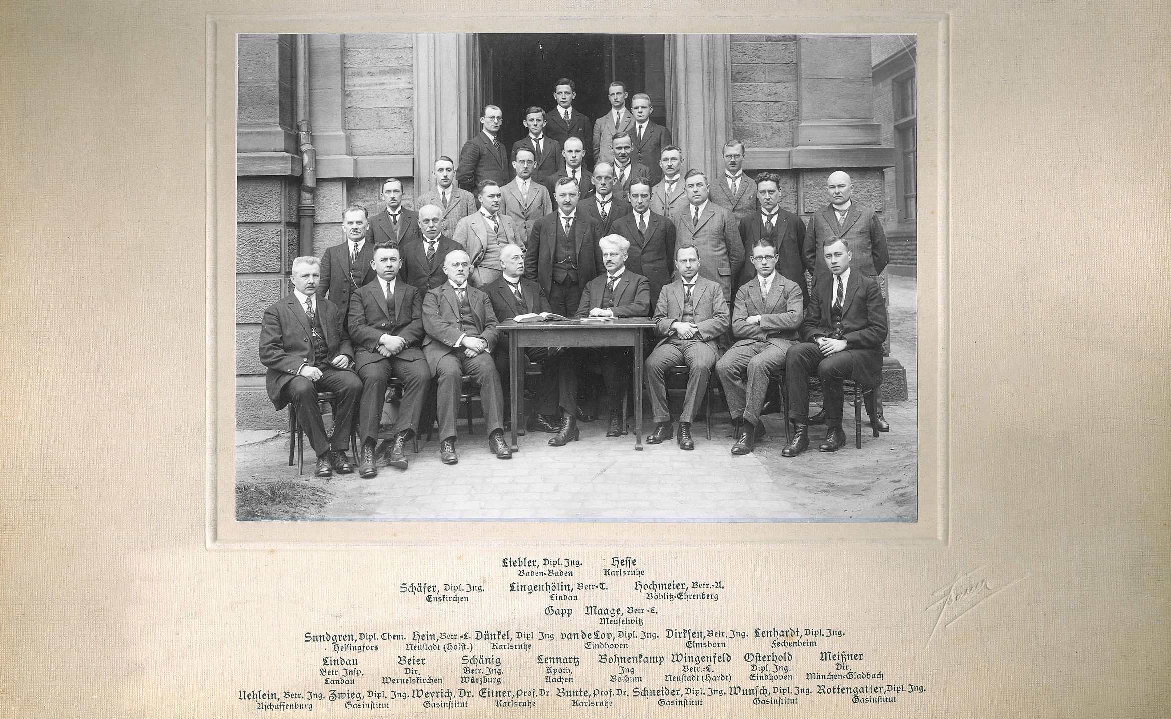 Absolventen des Gaskurses 1925